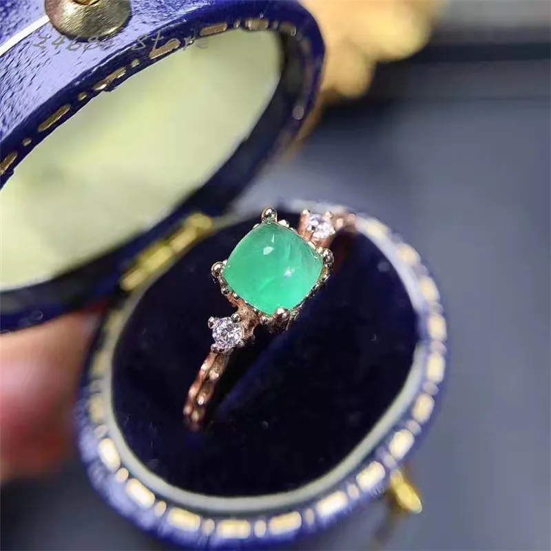 

New natural emerald ring, 925 silver ladies ring, fine craftsmanship, luxurious and noble, can be customized