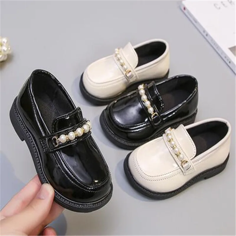 Girls Leather Shoes for School Party Wedding Kids Black Loafers Slip-on Children Flats Fashion British Style Pearls Beading New
Girls Leather Shoes for School Party Wedding Kids Black Loafers Slip-on Children Flats Fashion British Style Pearls Beading New