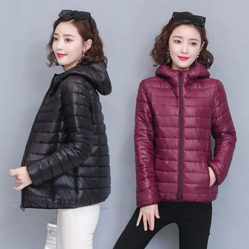 Autumn Women Ultralight Thin Down Jacket Hooded Cotton-padded jackets Long Sleeve Warm Coat Parka Female Portable Outwear
Autumn Women Ultralight Thin Down Jacket Hooded Cotton-padded jackets Long Sleeve Warm Coat Parka Female Portable Outwear