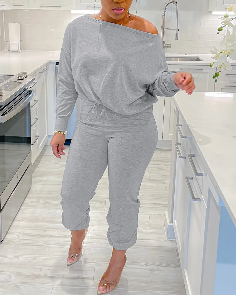 Skew Neck Top & Drawstring Cuffed Pants Set Autumn 2023 Mom Tops Long Pants Set Casual Loose 2 Piece Sets Womens Outfits
Skew Neck Top & Drawstring Cuffed Pants Set Autumn 2023 Mom Tops Long Pants Set Casual Loose 2 Piece Sets Womens Outfits