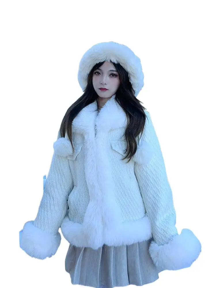 2023 Winter Women's Clothing Fashion Short Temperament Faux Fur Coat Winter New
2023 Winter Women's Clothing Fashion Short Temperament Faux Fur Coat Winter New