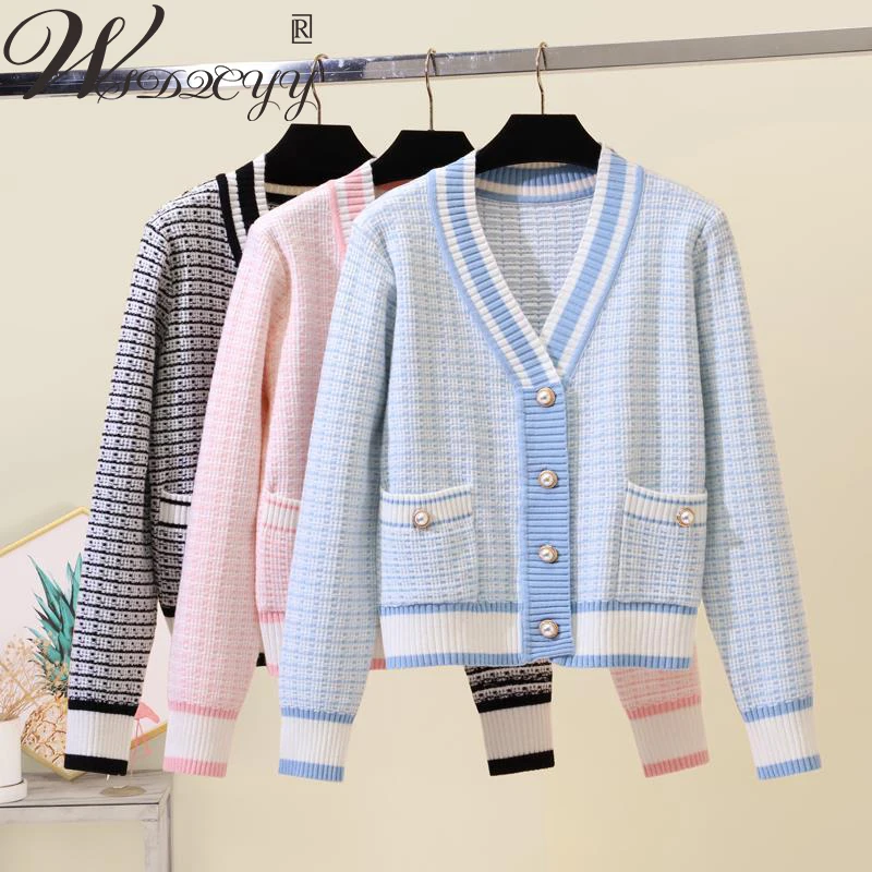 Fall Winter Sweet Plaid Knitted Cardigans 2023 Korean V-Neck Cropped Sweater Jacket All-Match Long Sleeve Button Patchwork Coat
Fall Winter Sweet Plaid Knitted Cardigans 2023 Korean V-Neck Cropped Sweater Jacket All-Match Long Sleeve Button Patchwork Coat