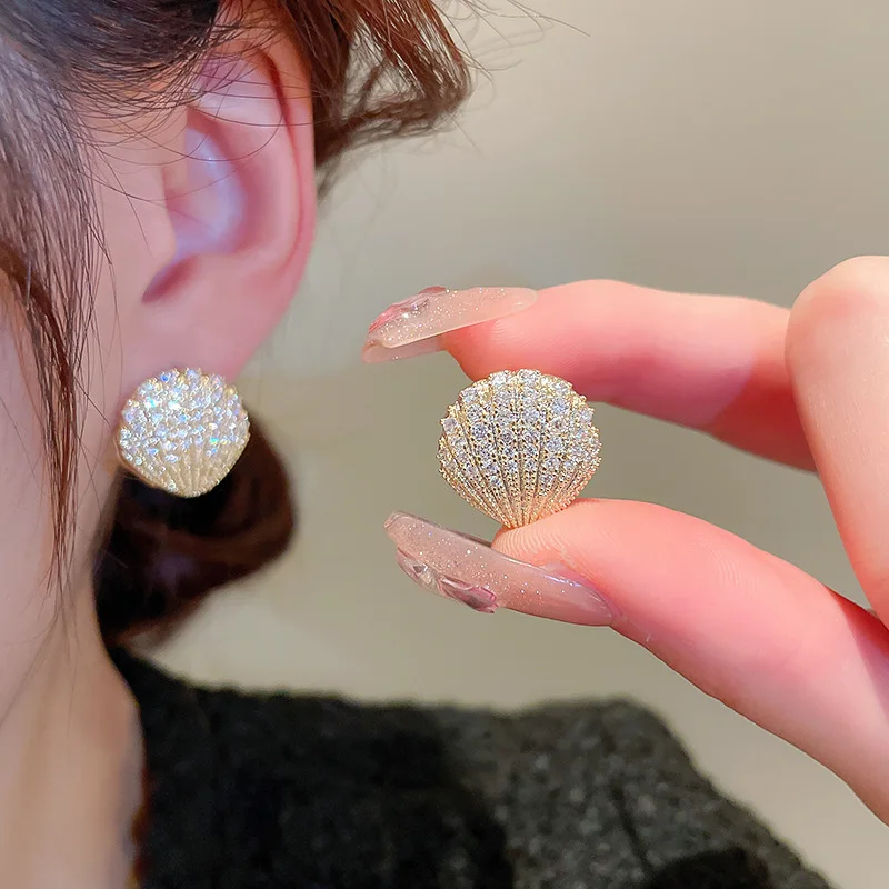 

Trendy Mermaid Princess Accessories Gold Plated S925 Silver Needle Luxury Dazzling Stones Setting Seashell Conch Earrings Gift