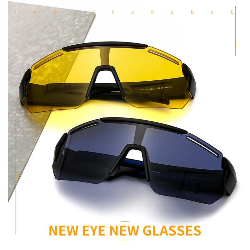 Men's Sunglasses Sun Protection UV Protection Fashion Personality Vintage with Large Rims Sunglasses Driving and Biking Glasses
Men's Sunglasses Sun Protection UV Protection Fashion Personality Vintage with Large Rims Sunglasses Driving and Biking Glasses
