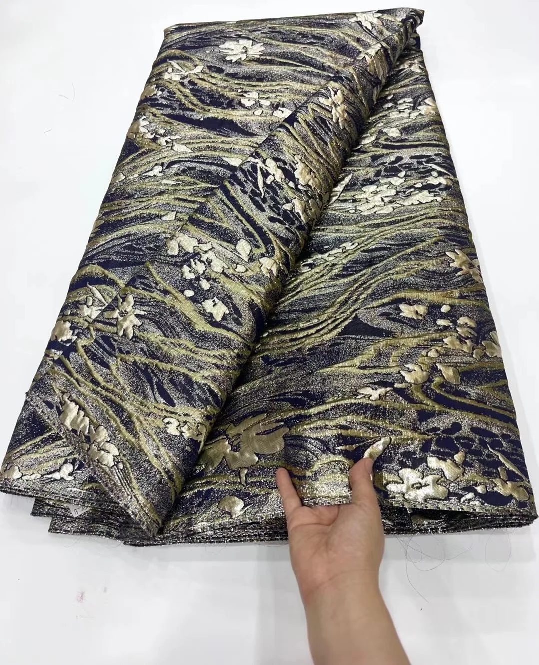 2023 High Quality African Nigerian Tulle Lace Fabric Embroidery Organza French Lace Jacquard Brocade Lace Fabric H5680
2023 High Quality African Nigerian Tulle Lace Fabric Embroidery Organza French Lace Jacquard Brocade Lace Fabric H5680