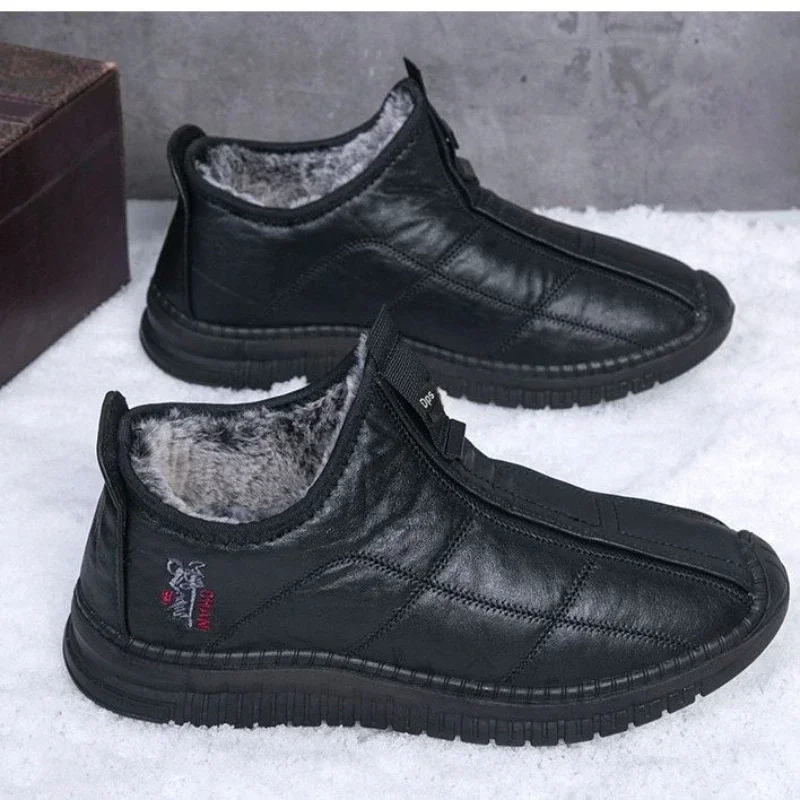 Winter Men Snow Boots Lightweight Mens Boots Slip on Platform Shoes Boots for Middle-aged and Elderly People Plus Velvet Zapatos
Winter Men Snow Boots Lightweight Mens Boots Slip on Platform Shoes Boots for Middle-aged and Elderly People Plus Velvet Zapatos