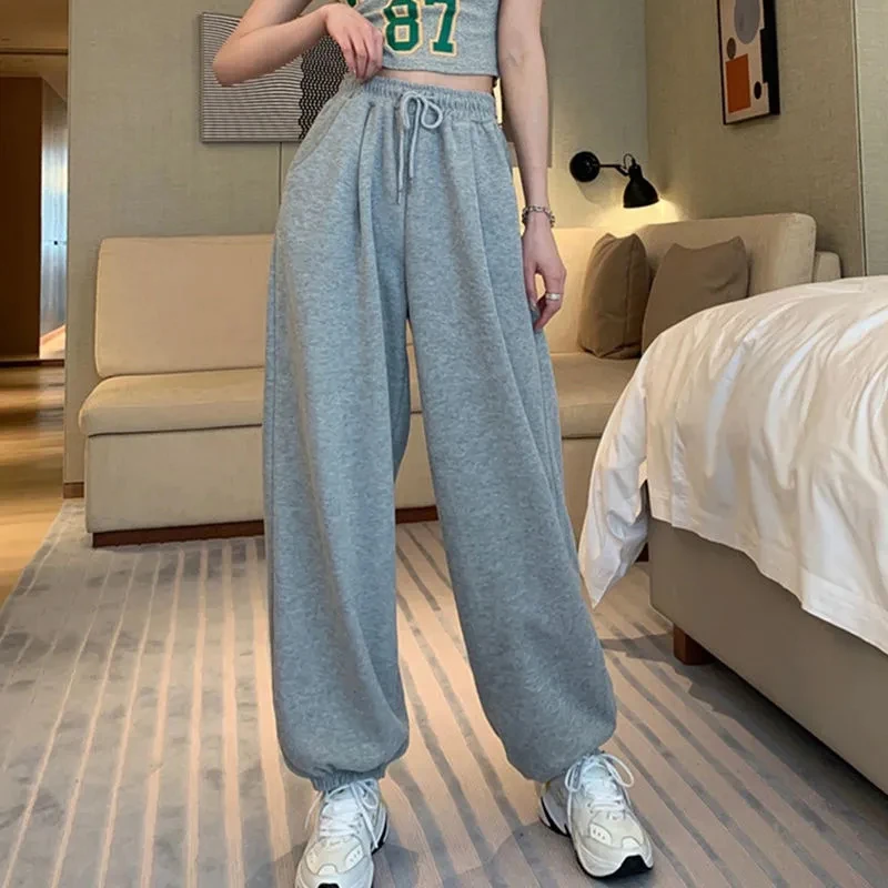 Rimocy Women Casual Joggers Pants 2023 Streetwear Oversized Sports Wide Leg Pants Woman Hip Hop High Waist Baggy Sweatpants
Rimocy Women Casual Joggers Pants 2023 Streetwear Oversized Sports Wide Leg Pants Woman Hip Hop High Waist Baggy Sweatpants