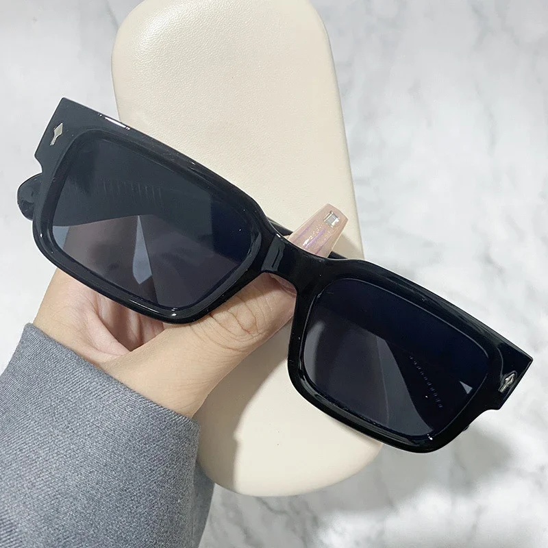 New Fashion Tide Individuality Ins-style Sunglasses UV-proof and Strong Light Driving Sunshade Sunglasses
New Fashion Tide Individuality Ins-style Sunglasses UV-proof and Strong Light Driving Sunshade Sunglasses
