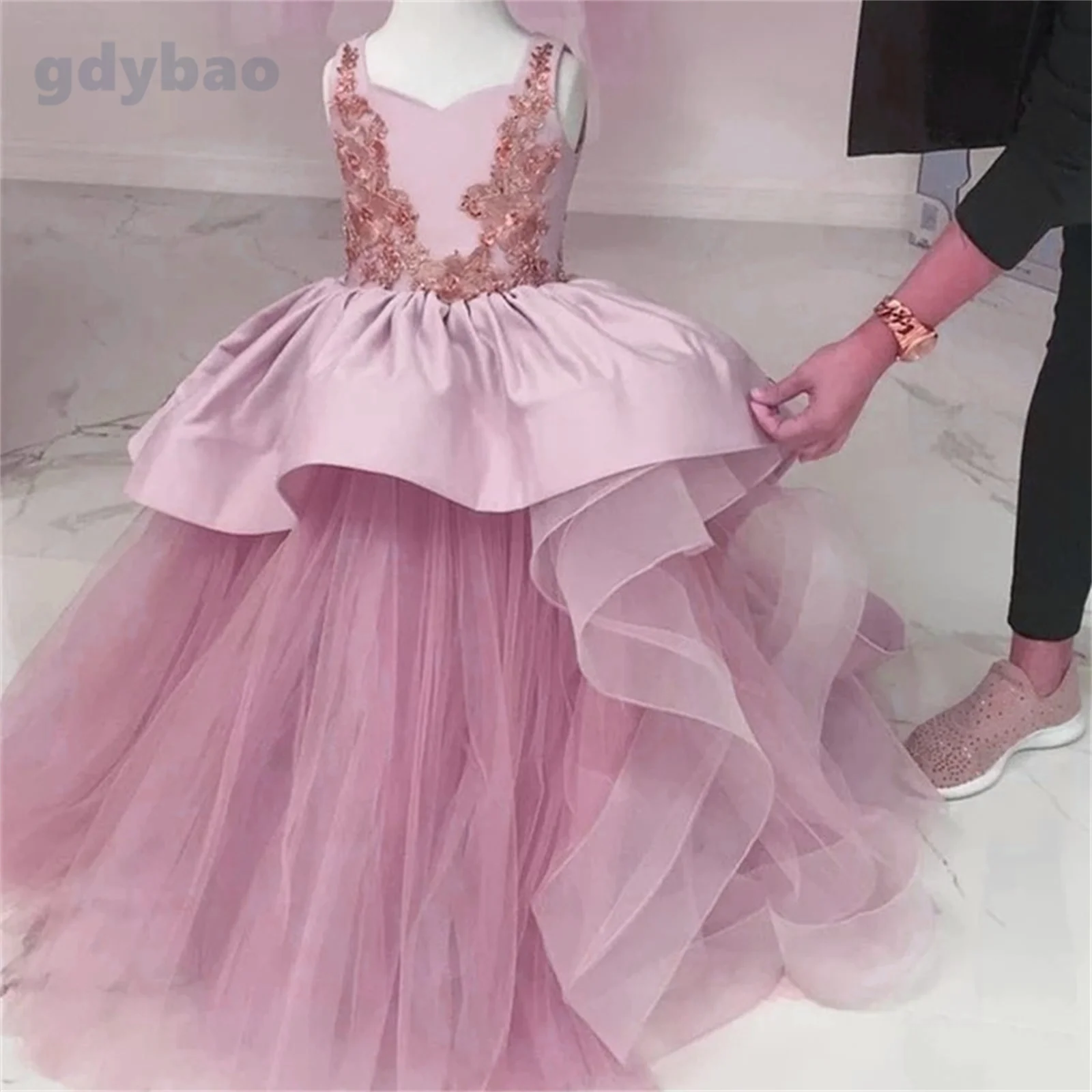 dy_2019 Long Girls Custom Made Pageant Birthday Party Kids Gold Lace Appliques Tulle Luxurious Flower Girls Dresses for Wedding
dy_2019 Long Girls Custom Made Pageant Birthday Party Kids Gold Lace Appliques Tulle Luxurious Flower Girls Dresses for Wedding