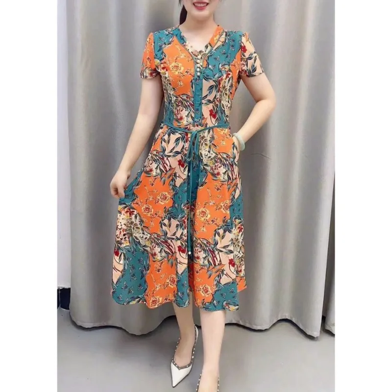 Women's 2024 Summer New Pullover Style V-neck Spliced Print Pocket Lace Fashion Loose and Slimming Mid Length Waist Dress
Women's 2024 Summer New Pullover Style V-neck Spliced Print Pocket Lace Fashion Loose and Slimming Mid Length Waist Dress