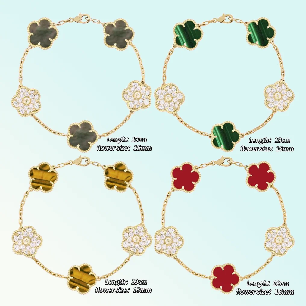 

Fashionable and high-end natural white fritillaria, four leaf/five leaf flower bracelet for luxury brands to wear at parties