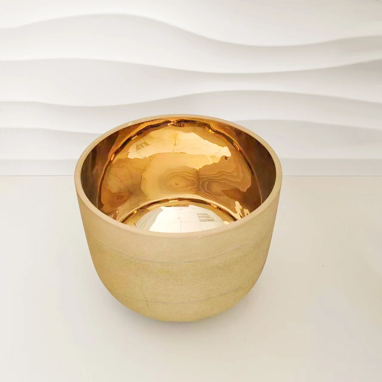 Hye-eun Gold Frosted Quartz Crystal Singing Bowl with Free Mallet for Sound Healing Meditation
Hye-eun Gold Frosted Quartz Crystal Singing Bowl with Free Mallet for Sound Healing Meditation