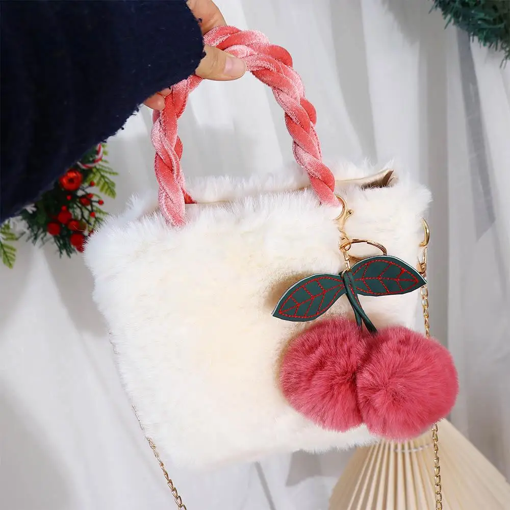 Simple Chains Bag Winter Large Capacity Crossbody Bag Tote Bag Plush Handbag Cherry Plush Bag Small Square Bag Female Handbag
Simple Chains Bag Winter Large Capacity Crossbody Bag Tote Bag Plush Handbag Cherry Plush Bag Small Square Bag Female Handbag