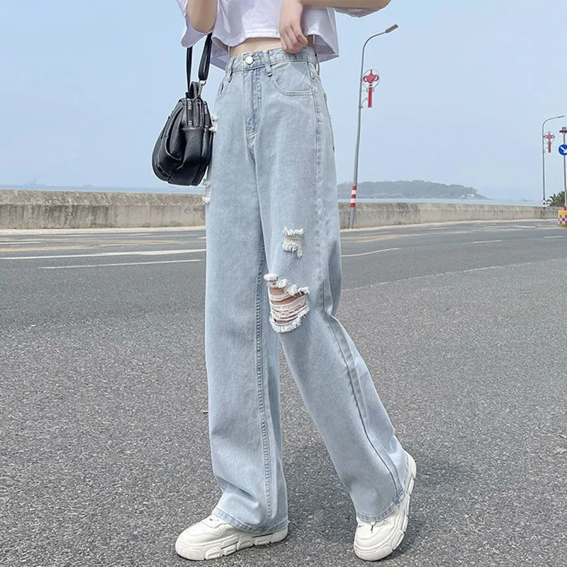 Light Blue Denim Trousers Vintage Wide Leg Jean Women Korean Straight Long Pants High Waist Casual Loose Broken Holes Denim Pant
Light Blue Denim Trousers Vintage Wide Leg Jean Women Korean Straight Long Pants High Waist Casual Loose Broken Holes Denim Pant