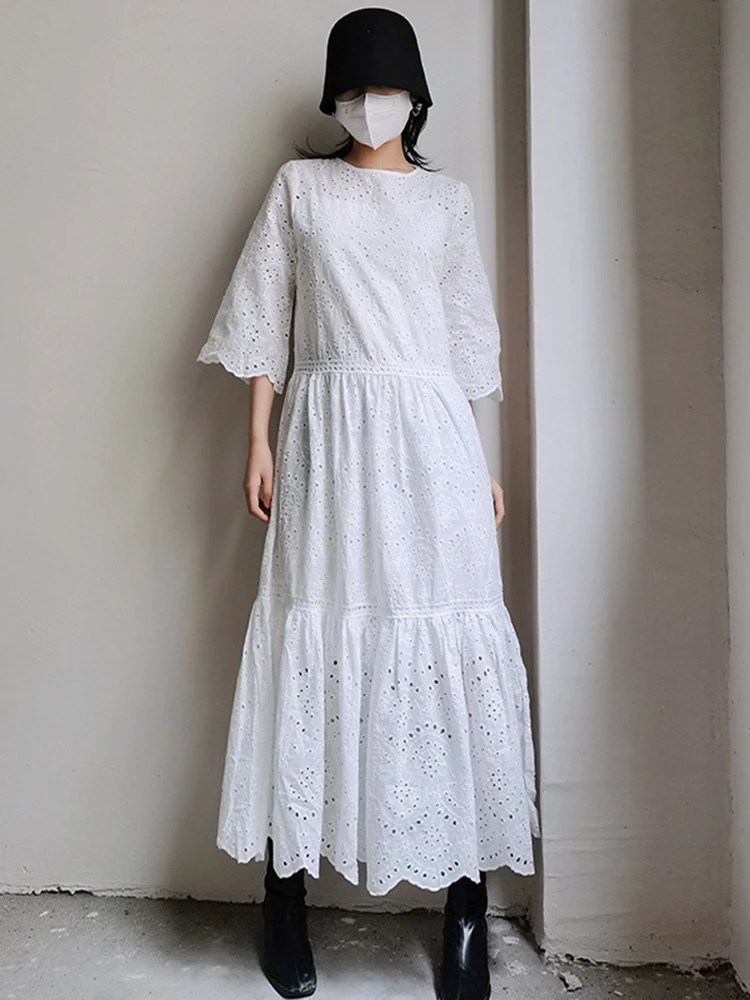 GypsyLady Embroidery Vintage Chic Dresse Women White Tiered Hollow Out Elegant Dress Summer Chic Holiday 2 Peice Ladies Dress
GypsyLady Embroidery Vintage Chic Dresse Women White Tiered Hollow Out Elegant Dress Summer Chic Holiday 2 Peice Ladies Dress