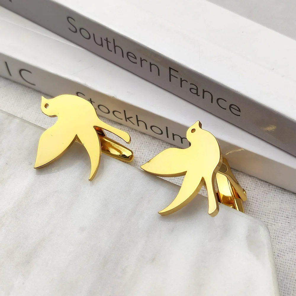 Hot Men's Bird, Swallow Cufflinks Classic French Business Shirt Accessories Personality Fashion Gold Cuff Link Birthday Present
Hot Men's Bird, Swallow Cufflinks Classic French Business Shirt Accessories Personality Fashion Gold Cuff Link Birthday Present