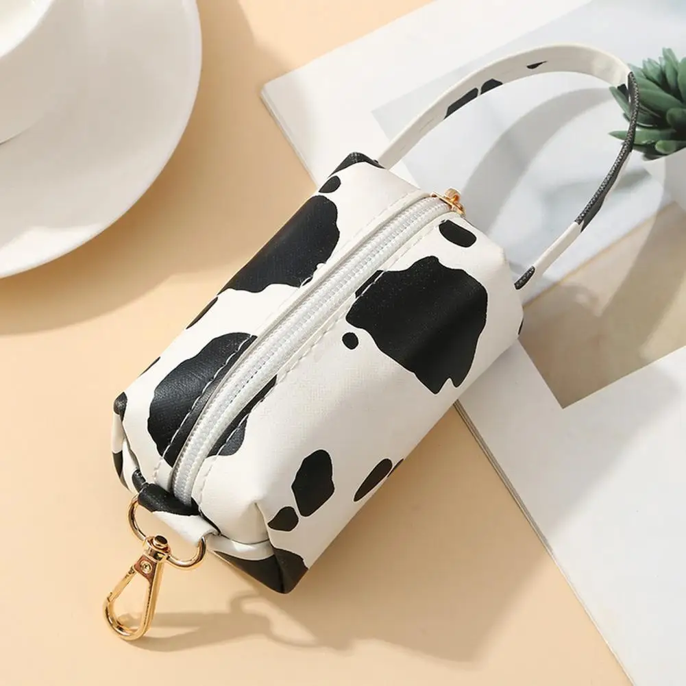 Portable Dog Poop Bag Organizer Leopard Pattern Dog Poop Bag Dispenser with Lanyard Hook Faux Leather Holder for Walking for Pet
Portable Dog Poop Bag Organizer Leopard Pattern Dog Poop Bag Dispenser with Lanyard Hook Faux Leather Holder for Walking for Pet