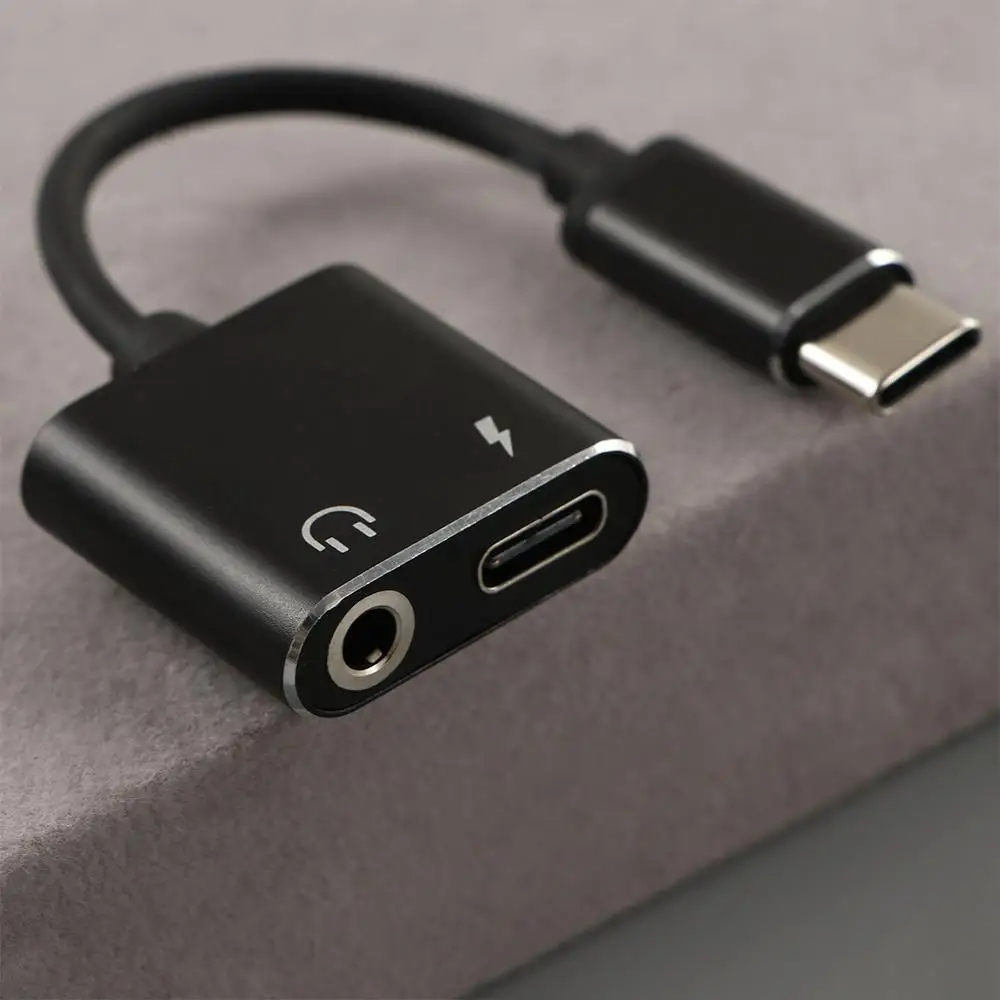 Multifunction 2 in 1 Charging Audio Cable Adapter Type-C Audio Splitter Type C To 3.5 mm Earphone Adapter For Huawei Xiaomi
Multifunction 2 in 1 Charging Audio Cable Adapter Type-C Audio Splitter Type C To 3.5 mm Earphone Adapter For Huawei Xiaomi