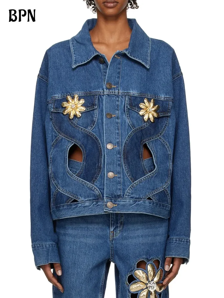 BPN patchwork Single Breasted Denim Coat For Women Lapel Long Sleeve Hit Color Hollow Out print casual Jackets Female clothing
BPN patchwork Single Breasted Denim Coat For Women Lapel Long Sleeve Hit Color Hollow Out print casual Jackets Female clothing