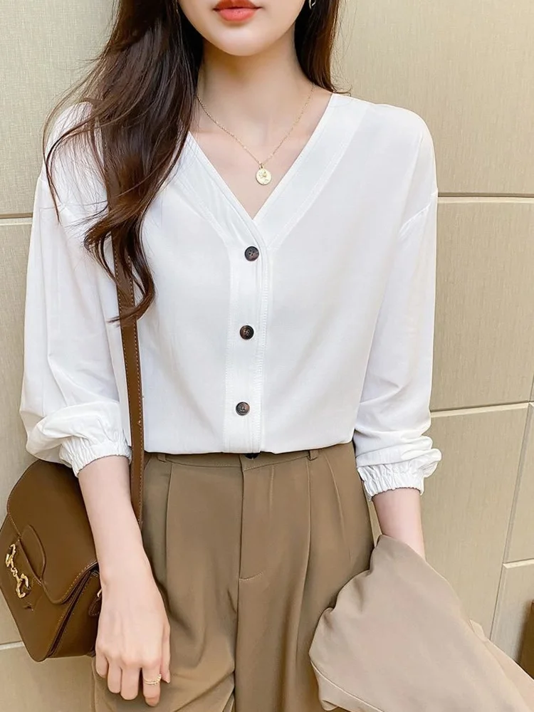 V-neck White Shirt Women High-quality Casual Tops Spring Loose Long Sleeve Blouses Female Solid Color Korean Soft Blusas
V-neck White Shirt Women High-quality Casual Tops Spring Loose Long Sleeve Blouses Female Solid Color Korean Soft Blusas
