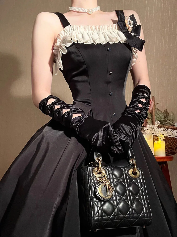 Black Lolita Dress JSK Lolita Dress Elegant And Gorgeous Miss Princess Dress Cosplay Costumes Lace Strap Dress
Black Lolita Dress JSK Lolita Dress Elegant And Gorgeous Miss Princess Dress Cosplay Costumes Lace Strap Dress
