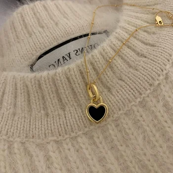 Love Black and White Double Sided Simple Necklace Women Versatile Peach Heart Collar Chain Heart Shaped Necklace Jewelry