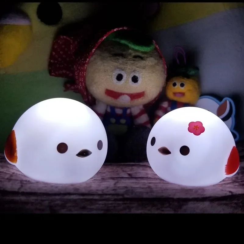 Японская Подлинная модель Gacha в масштабе, круглая светящаяся птица, длинная ночная лампа, милая настольная декоративная экшн-фигурка, игрушки
Японская Подлинная модель Gacha в масштабе, круглая светящаяся птица, длинная ночная лампа, милая настольная декоративная экшн-фигурка, игрушки