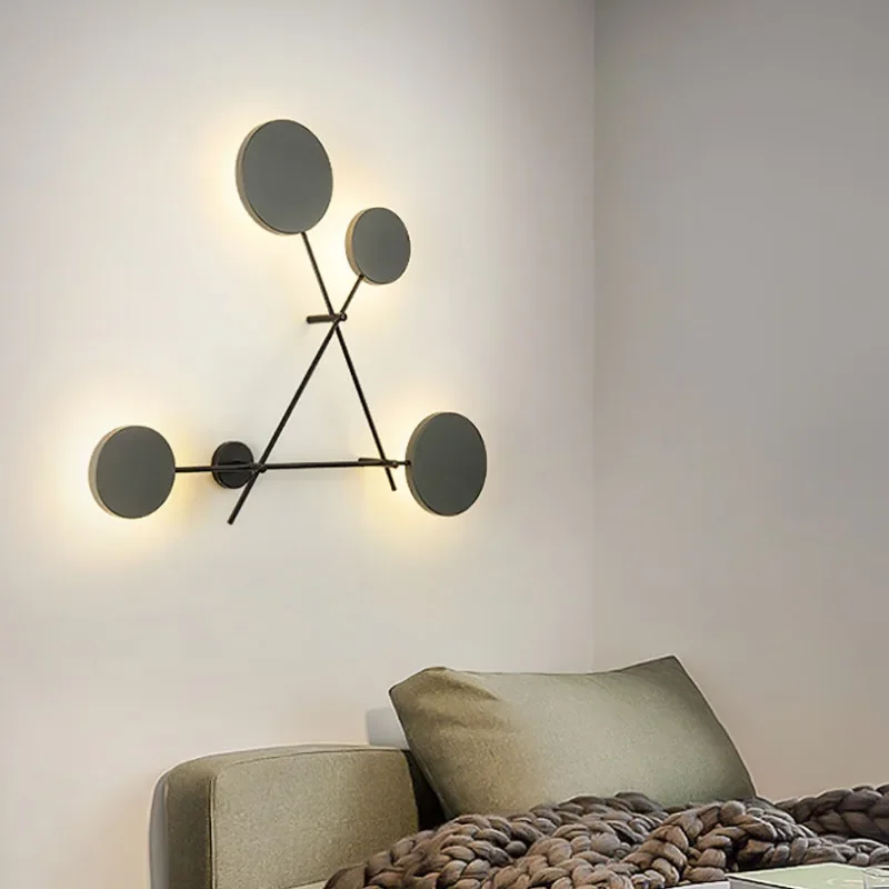 

Скандинавский простой светильник для гостиной, отеля, спальни, ресторана, кафе, магазина одежды, дизайнерский креативный настенный светильник