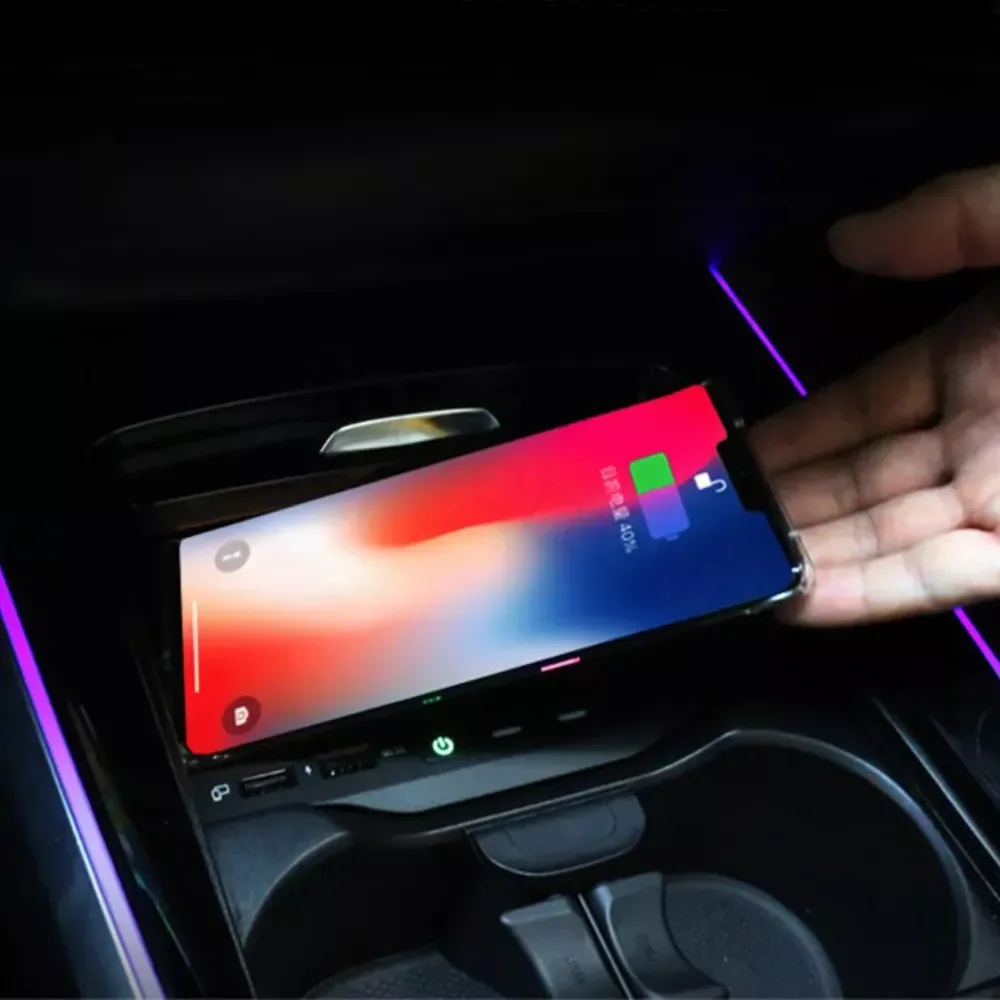 QI Wireless charging pad For Mercedes Benz W177 W247 AMG A35L GLB A B Class CLA 2019 2020 2021phone charger fast charge Interior
QI Wireless charging pad For Mercedes Benz W177 W247 AMG A35L GLB A B Class CLA 2019 2020 2021phone charger fast charge Interior