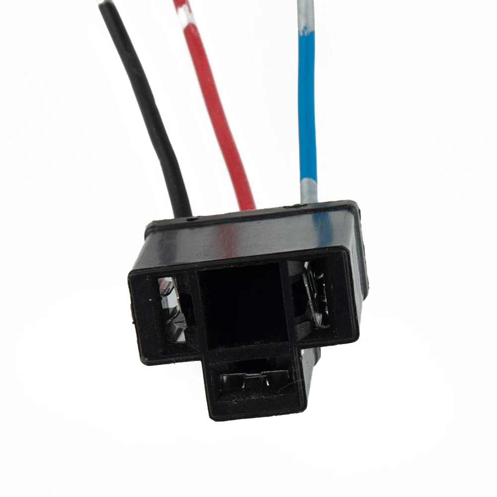 Useful Socket Part 12/24V 2 X 2pcs Accessories Connector H4 Headlight Repair Bulb Holder Replacement Wire Socket
Useful Socket Part 12/24V 2 X 2pcs Accessories Connector H4 Headlight Repair Bulb Holder Replacement Wire Socket