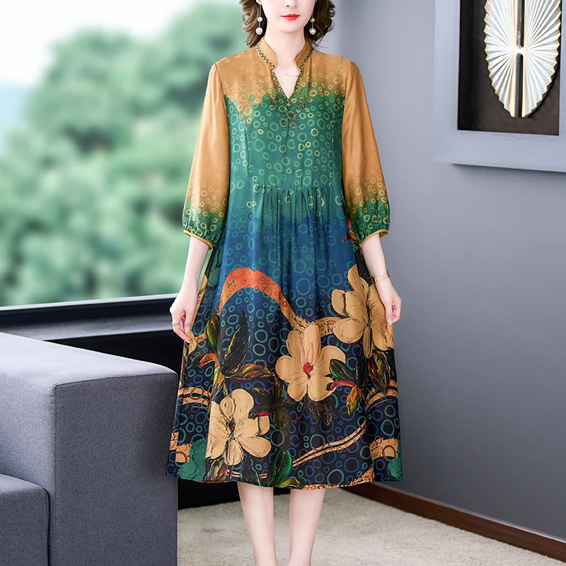 Summer Embroidered Flares Floral Natural Silk Midi Dress 2023 Korean Vintage Casual Dress Women Elegant Loose Waist Party Dress
Summer Embroidered Flares Floral Natural Silk Midi Dress 2023 Korean Vintage Casual Dress Women Elegant Loose Waist Party Dress