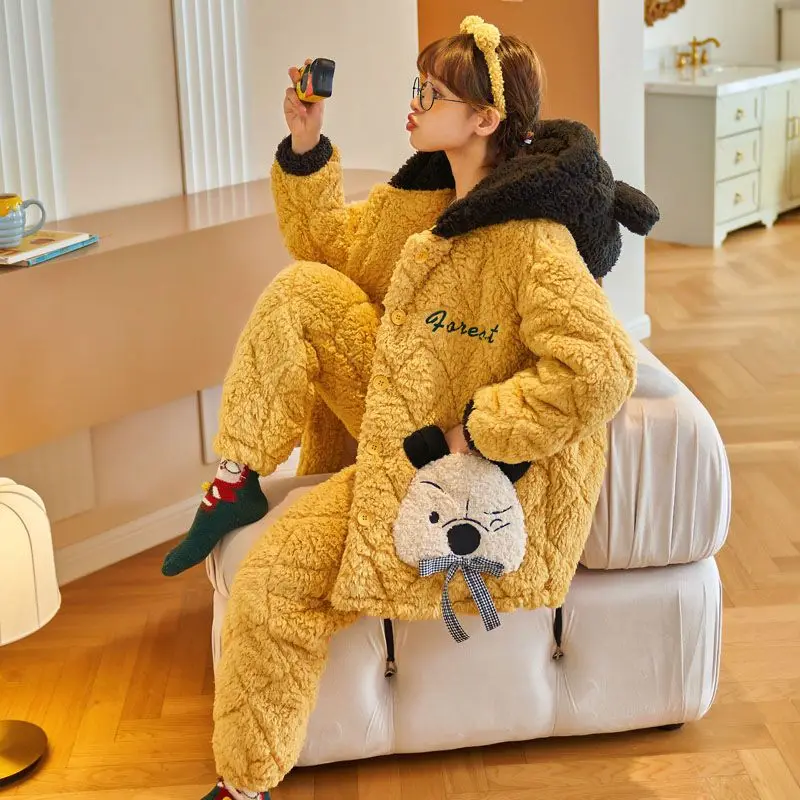 Youth Coral Velvet Pajamas Women's Autumn Winter 3-layer Padded Plush Warm Sleepwear Girls Hooded Flannel Leisure Loungewear Set
Youth Coral Velvet Pajamas Women's Autumn Winter 3-layer Padded Plush Warm Sleepwear Girls Hooded Flannel Leisure Loungewear Set