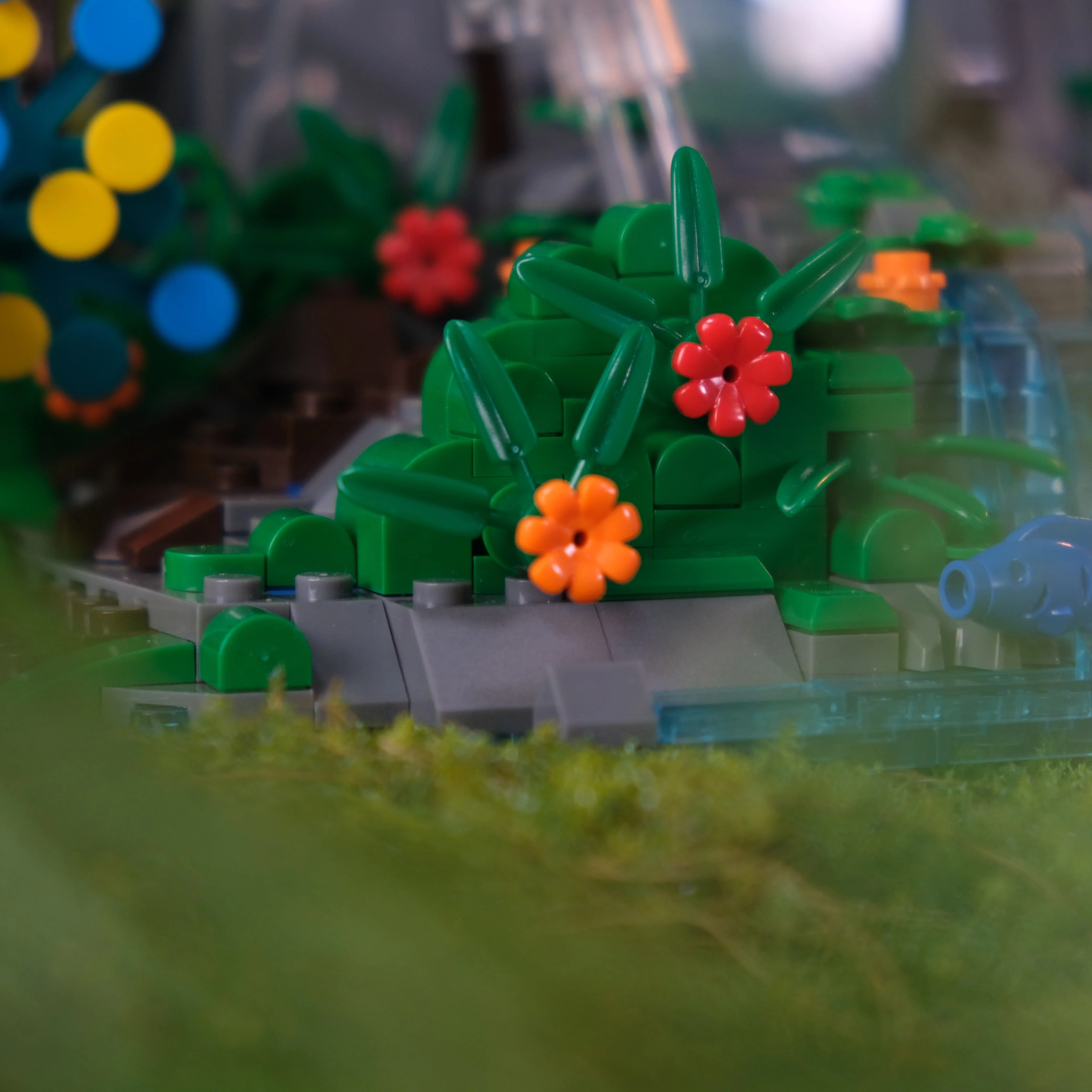 755PCS Creative Tropical Forest Building Blocks Cute Animal Lion Zoo Model Bricks Assemble Toys Birthday Gift for Adults Kids 755PCS Creative Tropical Forest Building Blocks Cute Animal Lion Zoo Model Bricks Assemble Toys Birthday Gift for Adults Kids