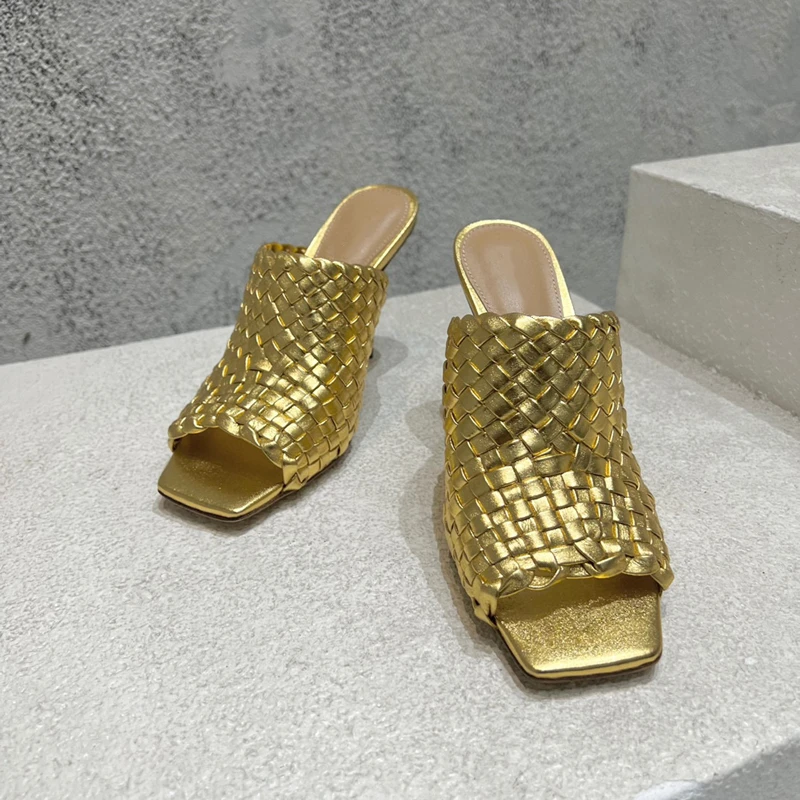 Casual Lady Summer Sandals Women Shoes Gold Weave Leather Open Toe High Heels SLIPPERS Prom Evening Shoes Zapatos Mujer Slide
Casual Lady Summer Sandals Women Shoes Gold Weave Leather Open Toe High Heels SLIPPERS Prom Evening Shoes Zapatos Mujer Slide