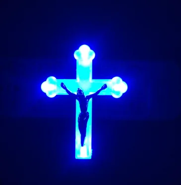 Boutique Foreign Trade Blue Light Red Light Jesus Cross Icon Plug-in Night Lights Saint Body Lights Safe
Boutique Foreign Trade Blue Light Red Light Jesus Cross Icon Plug-in Night Lights Saint Body Lights Safe