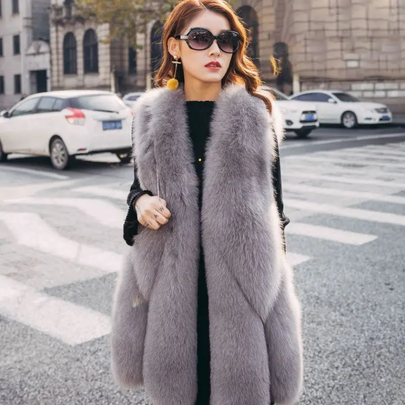Sleeveless Jacket for Women Fox Fur Vest 2024 Winter Short Artificial Coat Elegant Female Warm V154
Sleeveless Jacket for Women Fox Fur Vest 2024 Winter Short Artificial Coat Elegant Female Warm V154