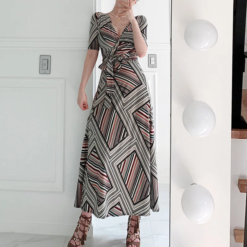 платье летнее женское Women's Summer Wrap Striped Print Dresses V Neck Half Sleeve Beach Maxi Long Dress vestido feminino
платье летнее женское Women's Summer Wrap Striped Print Dresses V Neck Half Sleeve Beach Maxi Long Dress vestido feminino