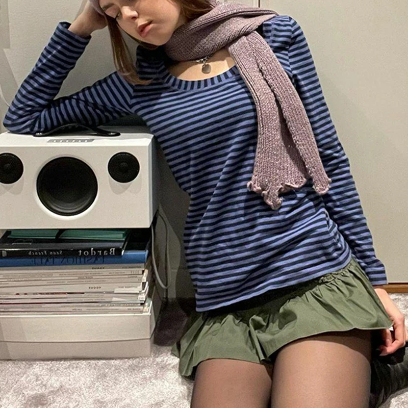 Harajuku Striped T-shirt Spring Autum Long Sleeve O Neck Crop Top Vintage Grunge Mall Goth Pullovers Streetwear Women Clothes
Harajuku Striped T-shirt Spring Autum Long Sleeve O Neck Crop Top Vintage Grunge Mall Goth Pullovers Streetwear Women Clothes