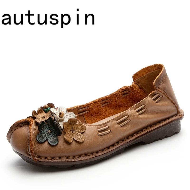 AUTUSPIN Retro Ethnic Genuine Leather Flats Women Summer Soft Soled Loafers Ladies Appliques Flower Basic Shallow Boat Shoes
AUTUSPIN Retro Ethnic Genuine Leather Flats Women Summer Soft Soled Loafers Ladies Appliques Flower Basic Shallow Boat Shoes