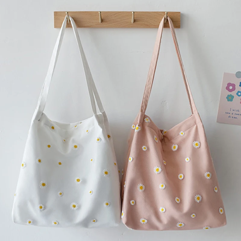 Small Canvas Bags for Women 2022 Girls Shopper Designer Handbag Casual Embroidery with Daisy Crochet Cute Mesh Shoulder Tote Bag
Small Canvas Bags for Women 2022 Girls Shopper Designer Handbag Casual Embroidery with Daisy Crochet Cute Mesh Shoulder Tote Bag