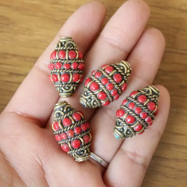 750prosast-Mini perles de verre rouges incrustées en laiton tibétain, accessoires de bricolage, bijoux exécutifs, lot de 4 pièces 2
