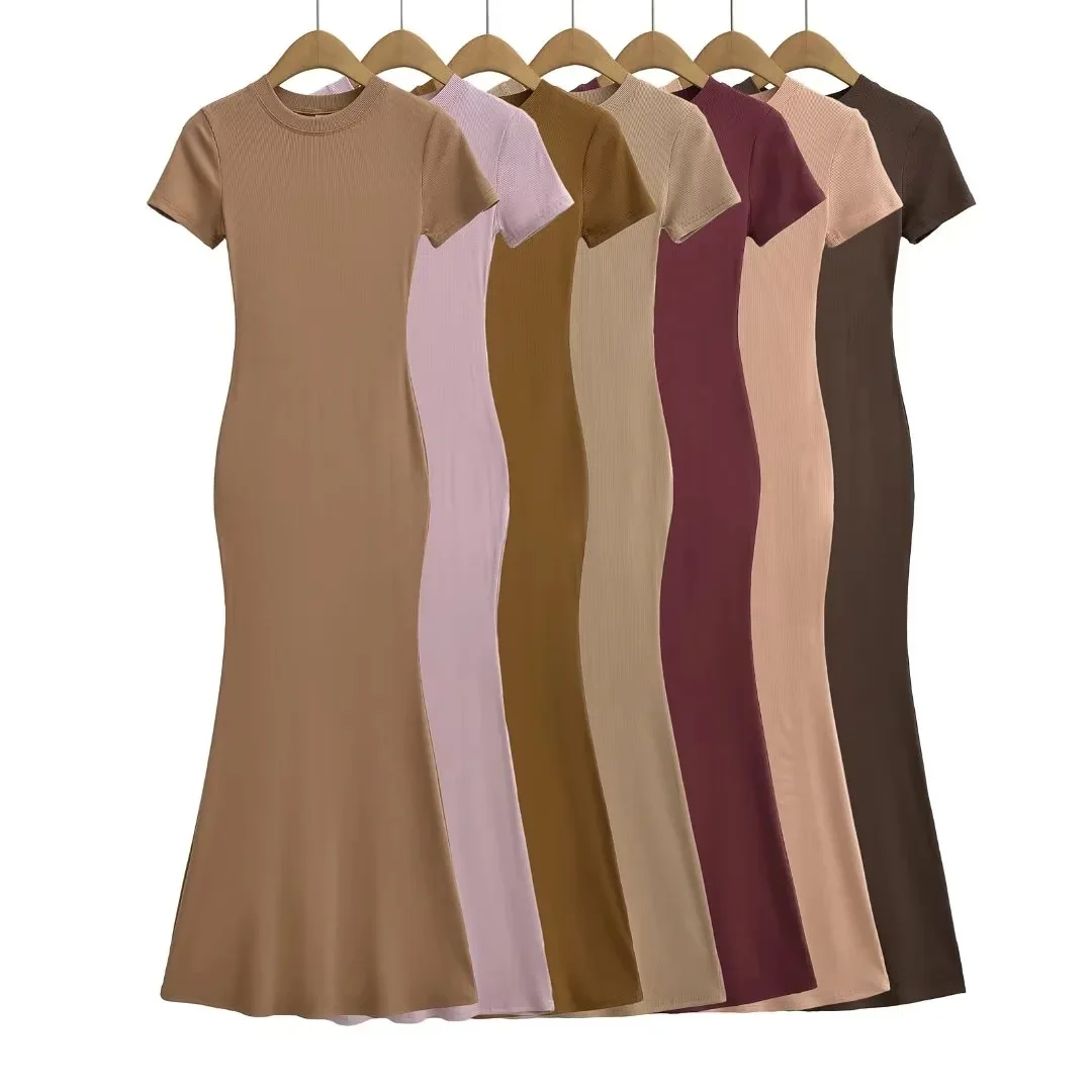 

Платье женское однотонное в рубчик, пикантное простое облегающее длинное элегантное модное, с круглым вырезом и коротким рукавом, лето 2024