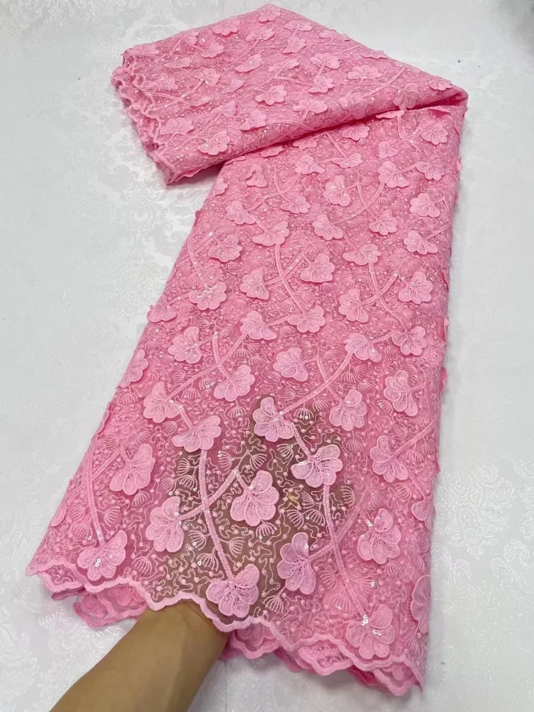 2024 Nigerian Mesh Lace Fabric French Sequinned Lace For Wedding Dress Luxury French Tulle Lace African Lace Fabric With Sequins
2024 Nigerian Mesh Lace Fabric French Sequinned Lace For Wedding Dress Luxury French Tulle Lace African Lace Fabric With Sequins