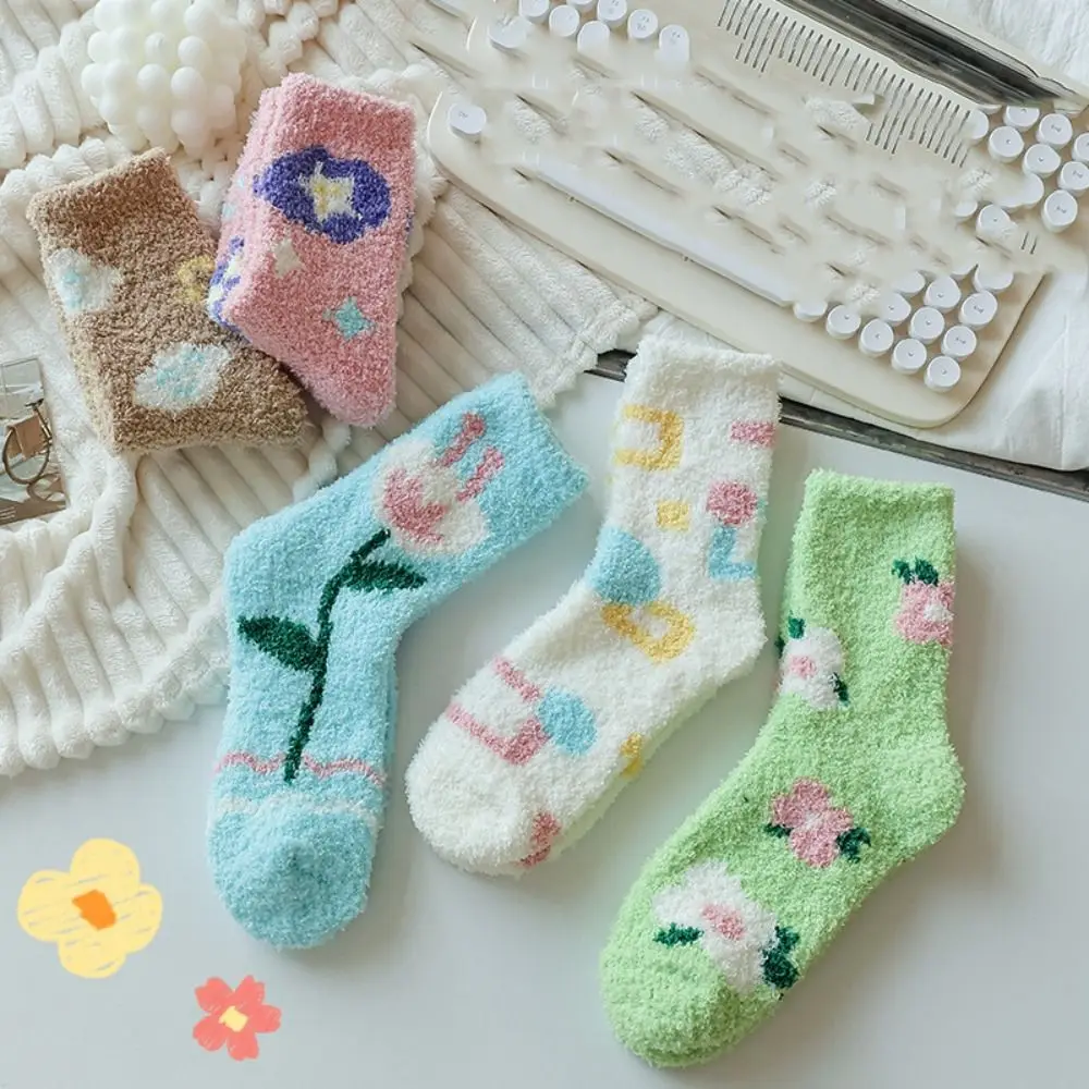 Female Hosiery Coral Velvet Socks Warm Plush Printing Flower Pattern Socks Winter Middle Tube Sleeping Socks Women
Female Hosiery Coral Velvet Socks Warm Plush Printing Flower Pattern Socks Winter Middle Tube Sleeping Socks Women