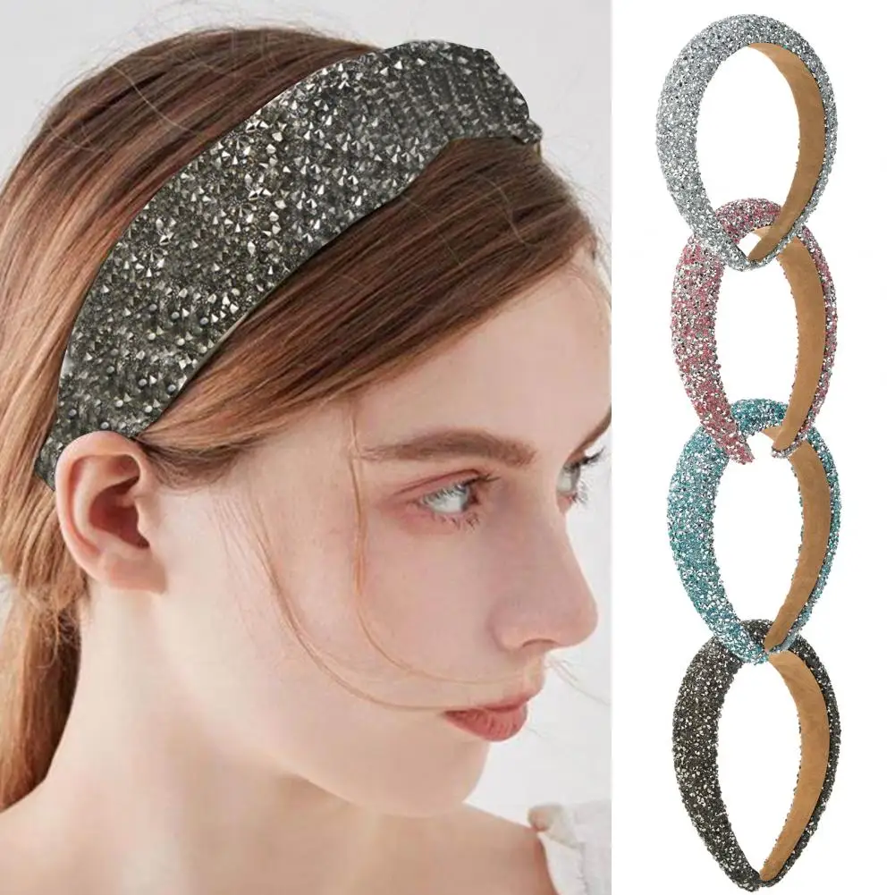 Versatile Headband Shiny Rhinestone Inlaid Headband Women's Anti-slip Hair Hoop with Heightened Design Elegant for Stylish
Versatile Headband Shiny Rhinestone Inlaid Headband Women's Anti-slip Hair Hoop with Heightened Design Elegant for Stylish