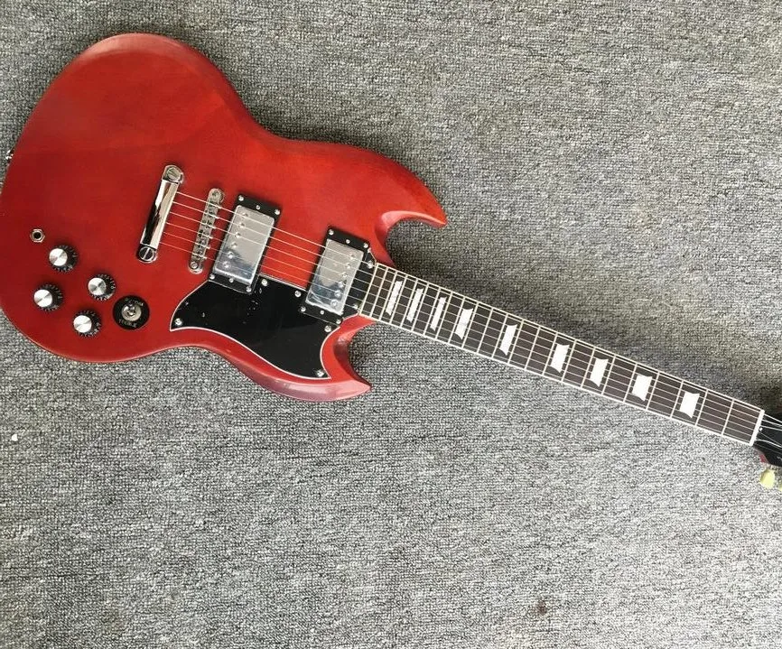 Wine Red Color Standard SG Electric Guitar, Solid mahogany Body Rosewood Fretboard, with fret binding Thunder Frets
Wine Red Color Standard SG Electric Guitar, Solid mahogany Body Rosewood Fretboard, with fret binding Thunder Frets