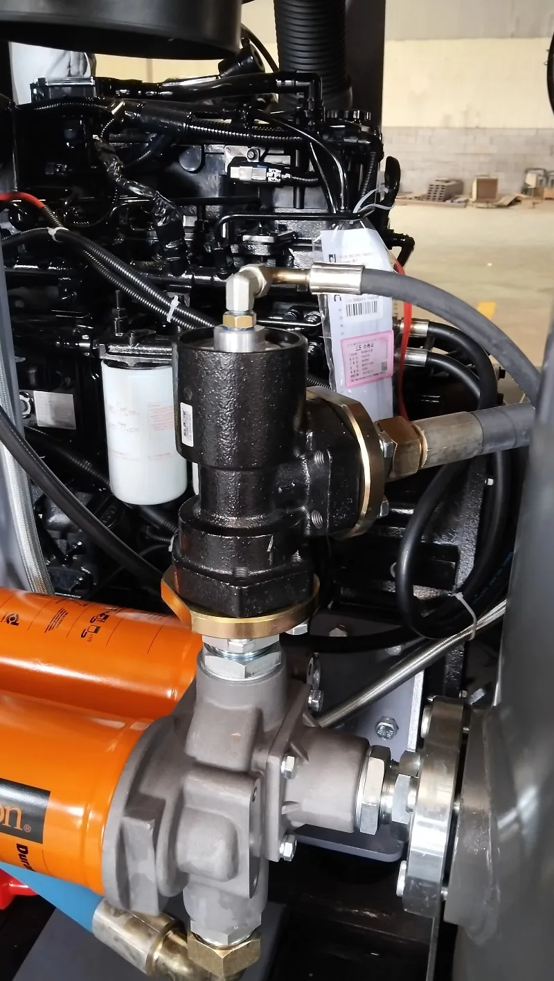 YG Customized Industrial Diesel Screw Air Compressor Machine 15-20Bar Low Pressure Intelligent Controller Large-Scale Pneumatic YG Customized Industrial Diesel Screw Air Compressor Machine 15-20Bar Low Pressure Intelligent Controller Large-Scale Pneumatic