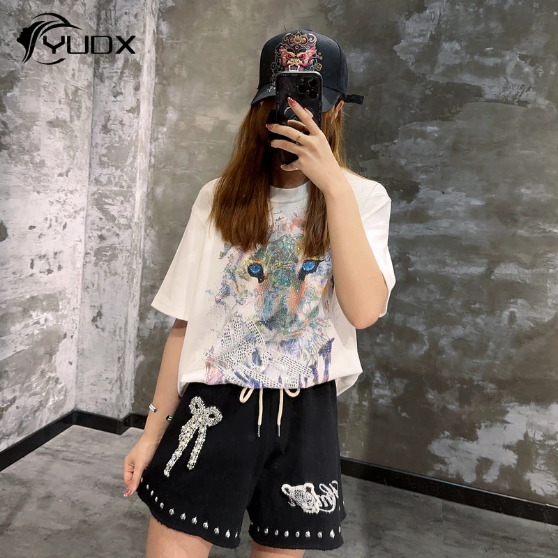 

YUDX Luxury Shiny Tiger Hot Drilling Women T-shirt Couples Summer Short Sleeve Tees Colored Stones Loose White Casual Tshirt Top