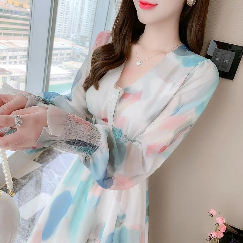 Spring Summer New Elegant Midi Dress Women V-neck Fashion Long Sleeve Dresses High Street Casual Printing All-match Vestidos
Spring Summer New Elegant Midi Dress Women V-neck Fashion Long Sleeve Dresses High Street Casual Printing All-match Vestidos