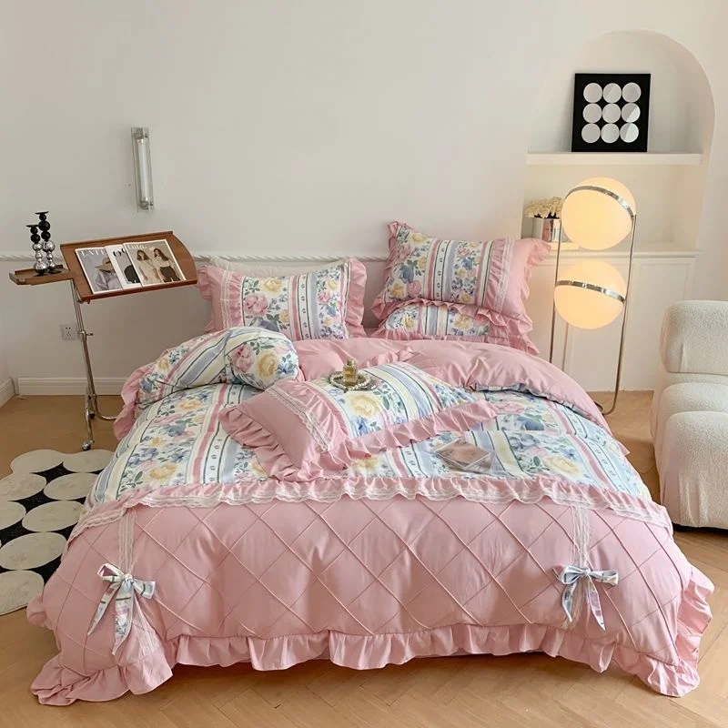 Ruffle Bedding Set Korean Princess Bow Lace Duvet Cover Vintage Floral Printing Bedspread For Girls Romantic Decor Home
Ruffle Bedding Set Korean Princess Bow Lace Duvet Cover Vintage Floral Printing Bedspread For Girls Romantic Decor Home